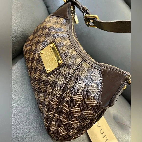 ‼️sold‼️Louis Vuitton Thames PM - Picture 7 of 16